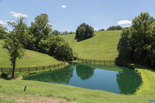 240 STONELEIGH RD, Palmyra, VA 22963