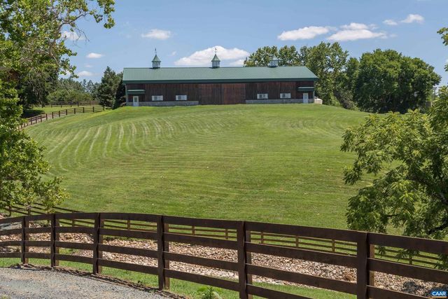 240 STONELEIGH RD, Palmyra, VA 22963