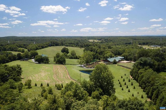 240 STONELEIGH RD, Palmyra, VA 22963