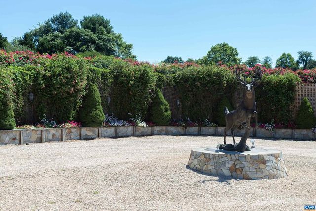 240 STONELEIGH RD, Palmyra, VA 22963