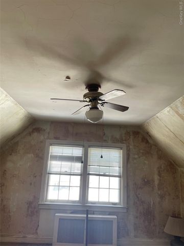 39 McCollom Place, Yonkers, NY 10704