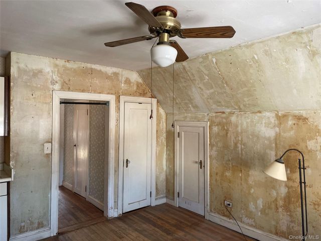 39 McCollom Place, Yonkers, NY 10704