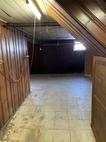 39 McCollom Place, Yonkers, NY 10704