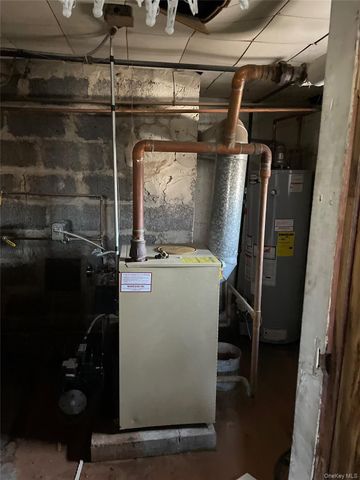 39 McCollom Place, Yonkers, NY 10704