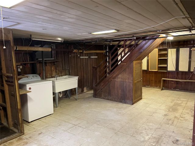 39 McCollom Place, Yonkers, NY 10704