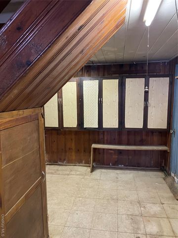 39 McCollom Place, Yonkers, NY 10704