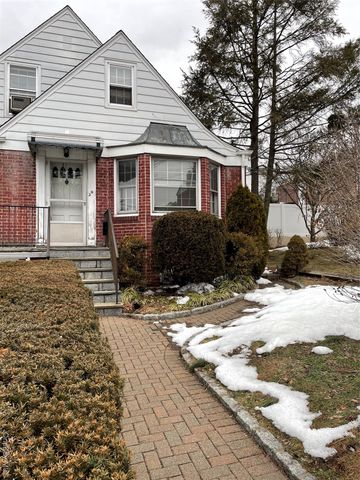 39 McCollom Place, Yonkers, NY 10704