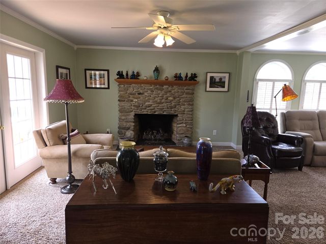 729 Sternbridge Drive, Concord, NC 28025