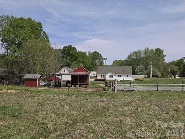 729 Sternbridge Drive, Concord, NC 28025