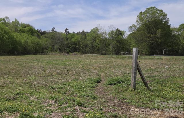 729 Sternbridge Drive, Concord, NC 28025