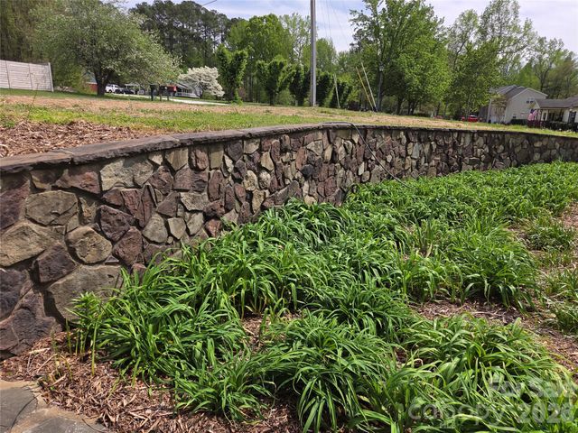 729 Sternbridge Drive, Concord, NC 28025