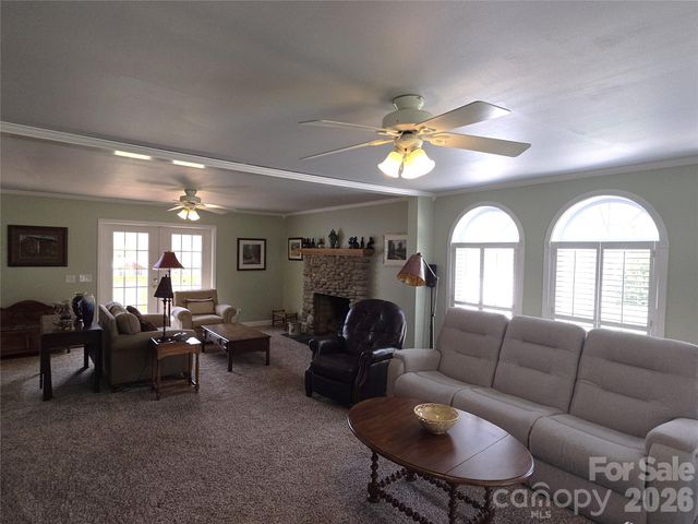 729 Sternbridge Drive, Concord, NC 28025