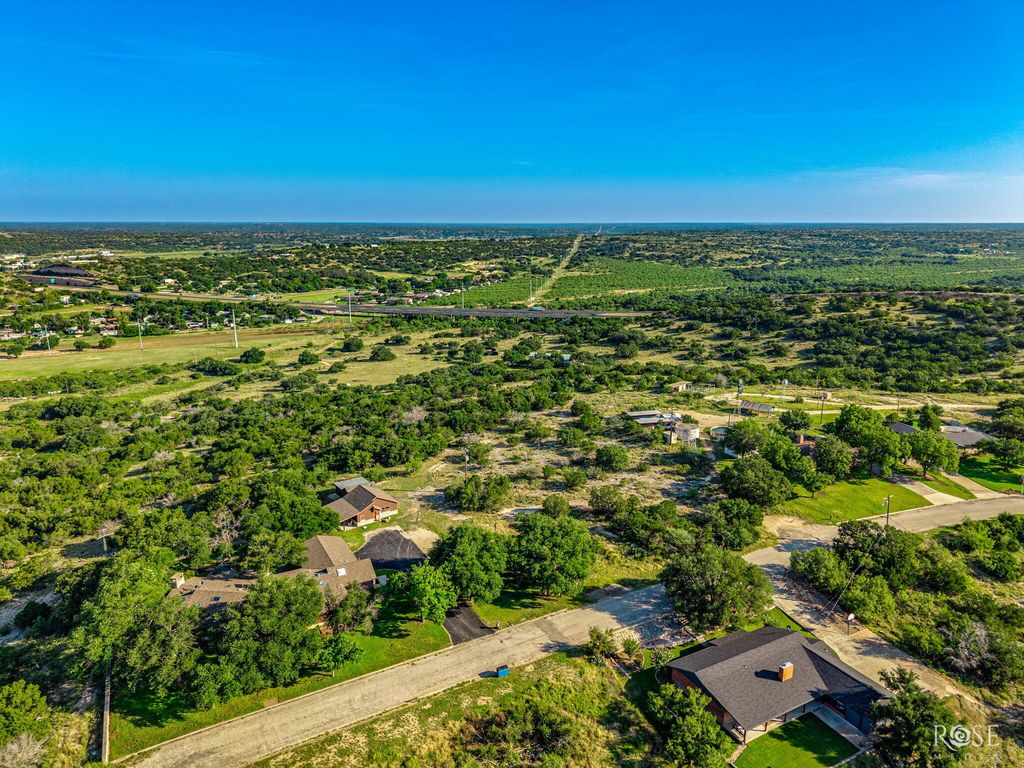 Image 6 of property listing at 207, 209, 211 Hilltop Street, Sonora, TX 76950