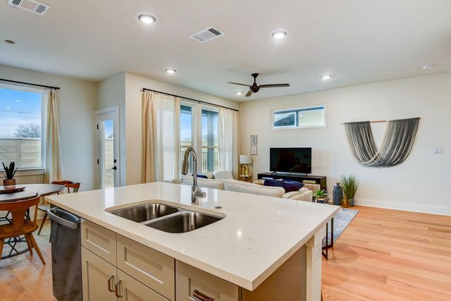 2600 Gattis School RD 1104, Round Rock, TX 78664