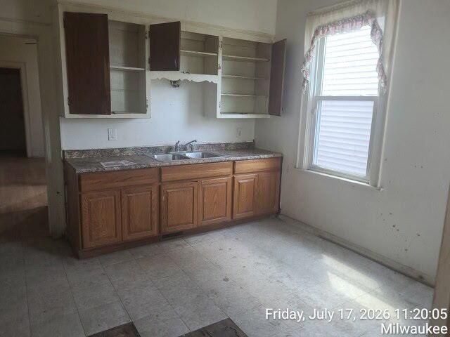 2151 N 38th STREET, Milwaukee, WI 53208