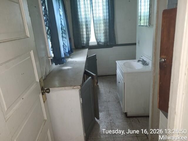 2151 N 38th STREET, Milwaukee, WI 53208