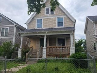 2151 N 38th STREET, Milwaukee, WI 53208