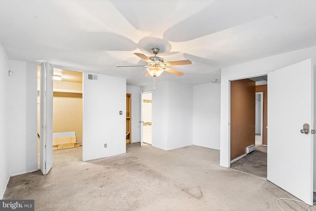 302 BROMLEY EST, Pine Hill, NJ 08021