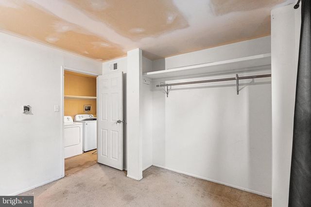 302 BROMLEY EST, Pine Hill, NJ 08021