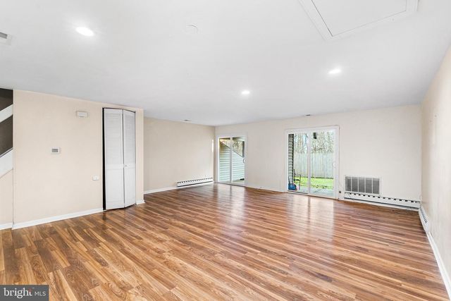 302 BROMLEY EST, Pine Hill, NJ 08021