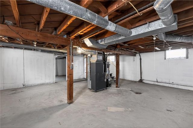 2316 S Vermont Avenue, Independence, MO 64052