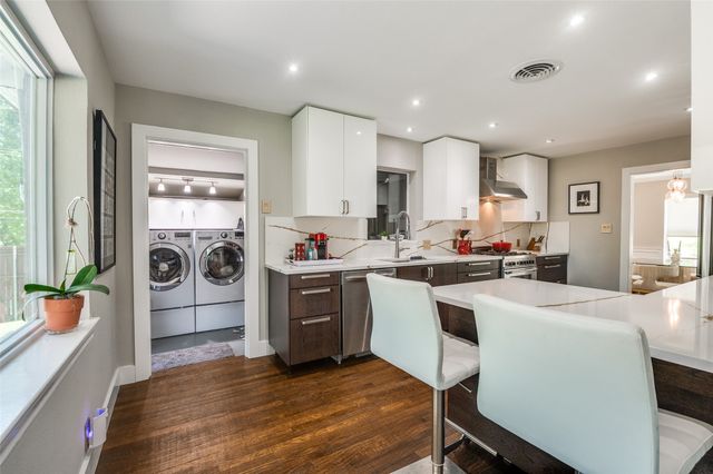 9849 County Cork Dr, Dallas, TX 75218