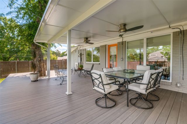 9849 County Cork Dr, Dallas, TX 75218