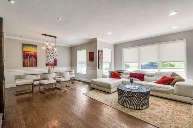 9849 County Cork Dr, Dallas, TX 75218