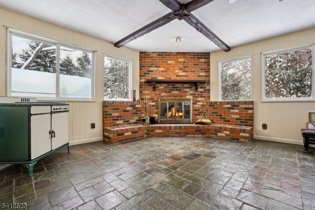 112 Midvale Ave, Long Hill Twp., NJ 07946