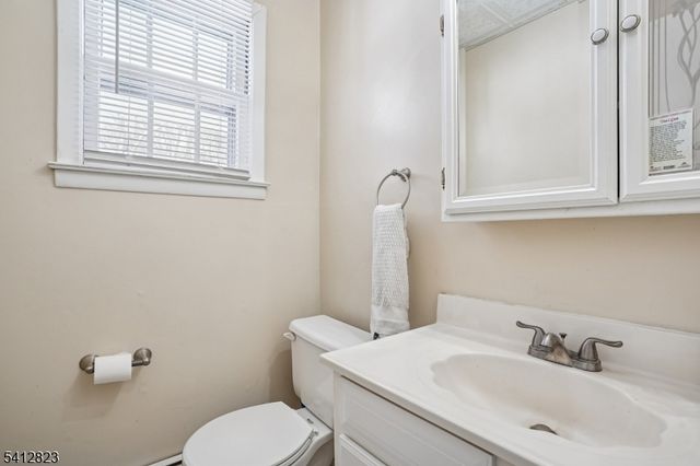 112 Midvale Ave, Long Hill Twp., NJ 07946