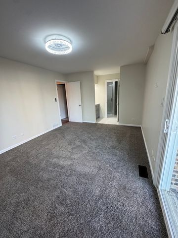 1820 W Surrey Park Lane 1B, Arlington Heights, IL 60005