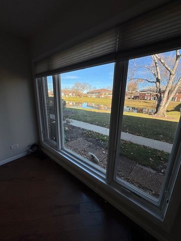 1820 W Surrey Park Lane 1B, Arlington Heights, IL 60005