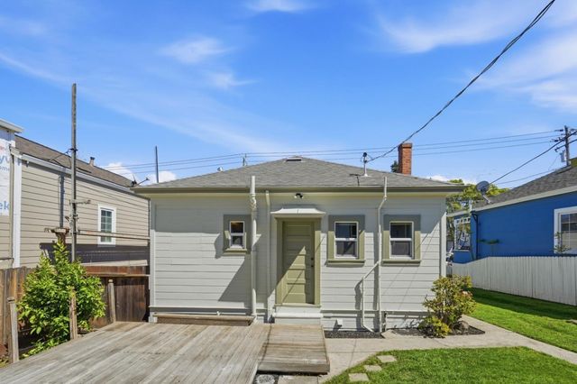 338 Garretson Avenue, Rodeo, CA 94572