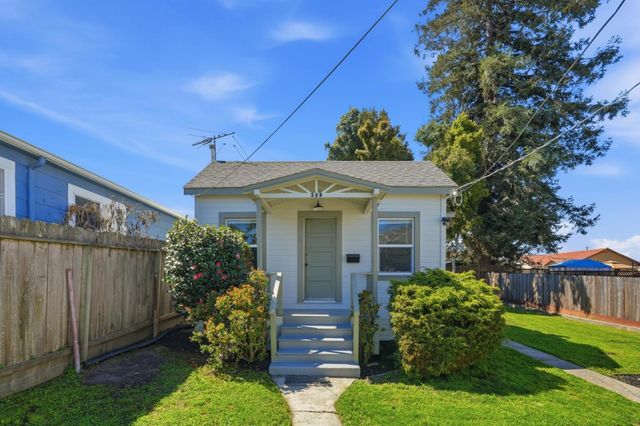 338 Garretson Avenue, Rodeo, CA 94572