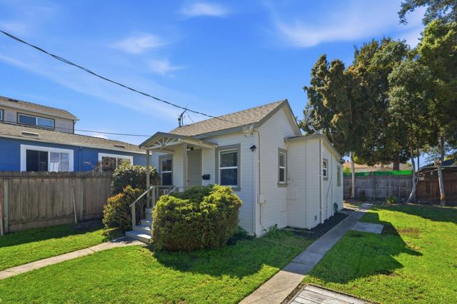 338 Garretson Avenue, Rodeo, CA 94572