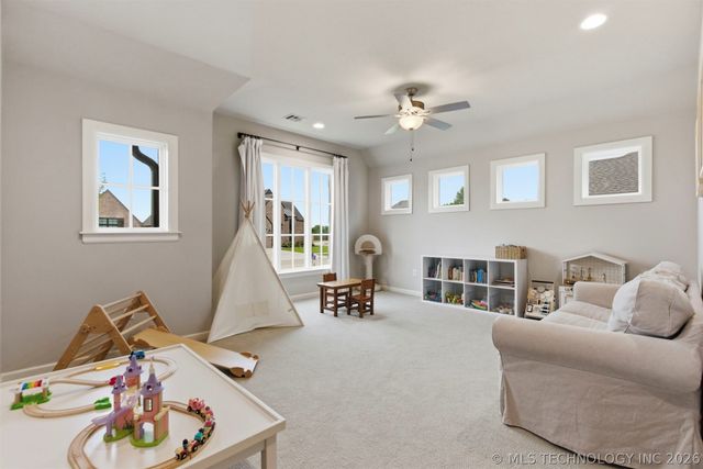 902 E 148th Place S, Glenpool, OK 74033
