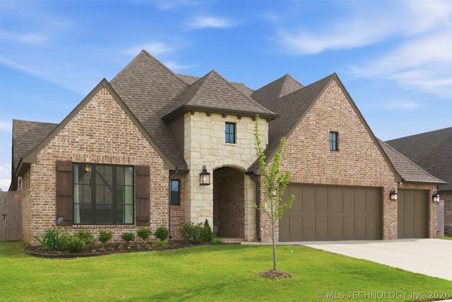 902 E 148th Place S, Glenpool, OK 74033