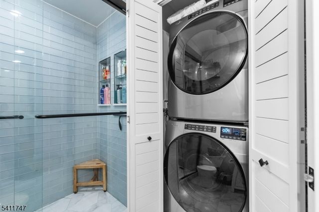 9 Marina Ky, Secaucus Town, NJ 07094