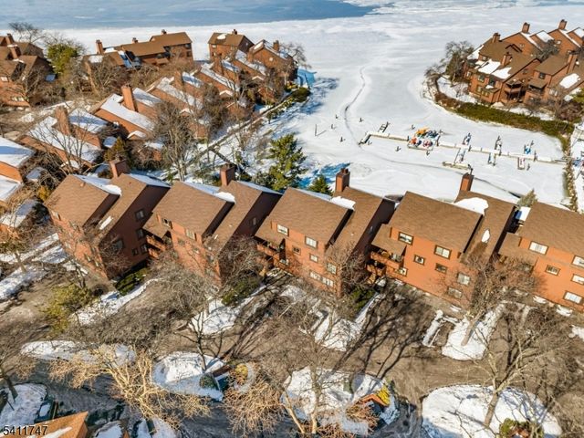 9 Marina Ky, Secaucus Town, NJ 07094