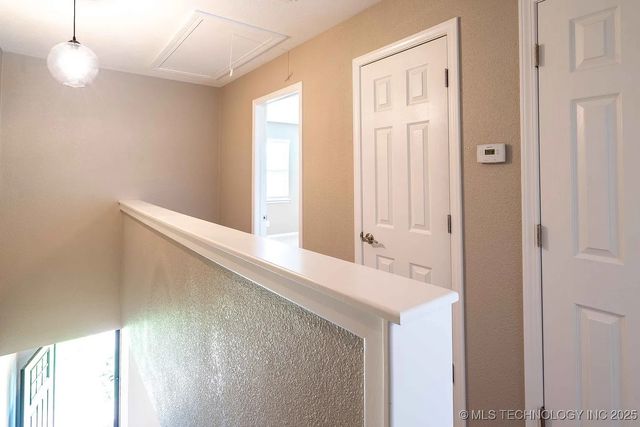 215 W 8th Street, Bartlesville, OK 74003