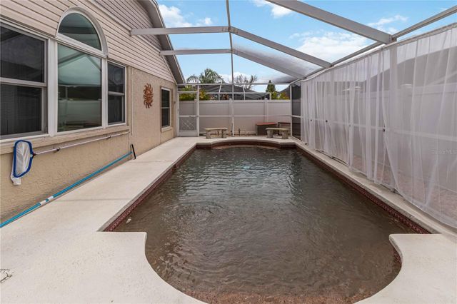 9714 STONE MOUNTAIN PLACE, Tampa, FL 33634