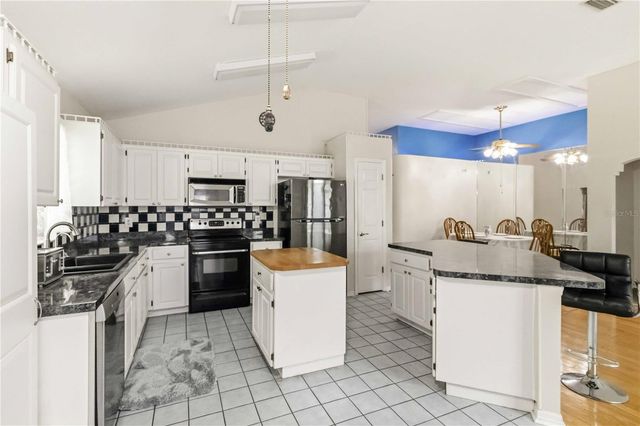 9714 STONE MOUNTAIN PLACE, Tampa, FL 33634