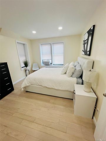 72-11 110 Street D, Forest Hills, NY 11375