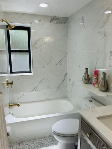 72-11 110 Street D, Forest Hills, NY 11375