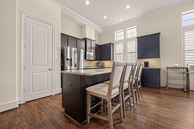 10929 Upland Park, Houston, TX 77043
