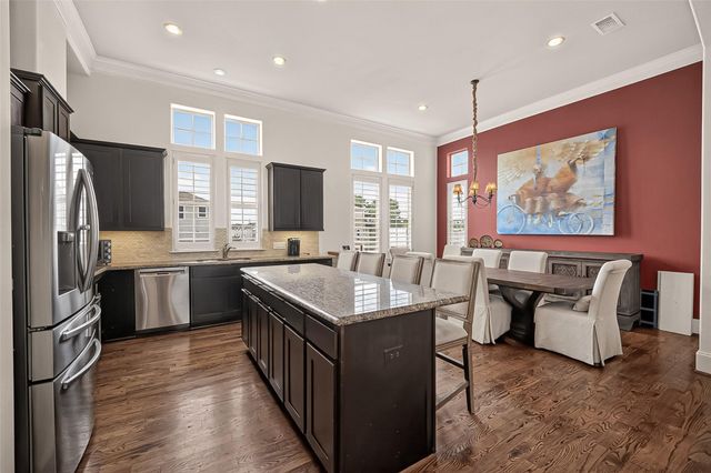 10929 Upland Park, Houston, TX 77043