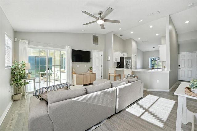 516 HILLCREST DRIVE, Davenport, FL 33897