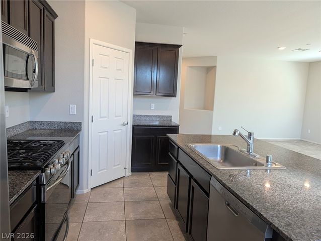 1290 Paseo Del Oso Lane, Henderson, NV 89002