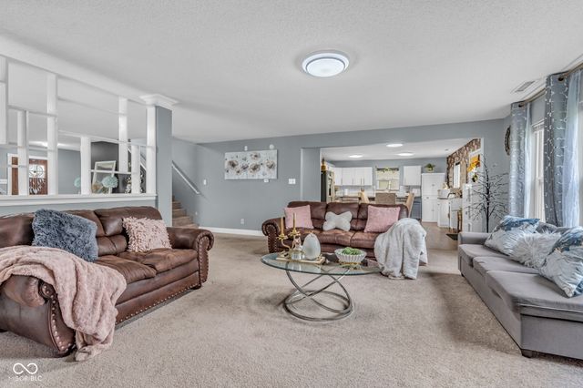 9802 Blue Ridge Way, Indianapolis, IN 46234
