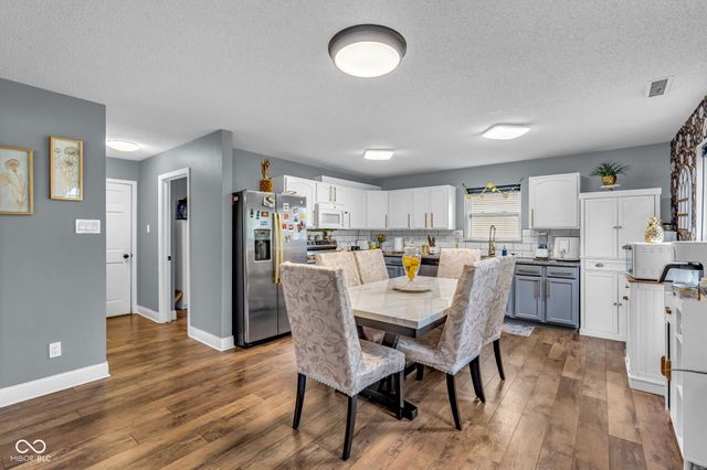 9802 Blue Ridge Way, Indianapolis, IN 46234